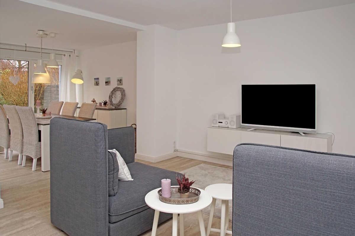 Strandlaeufer Holiday home